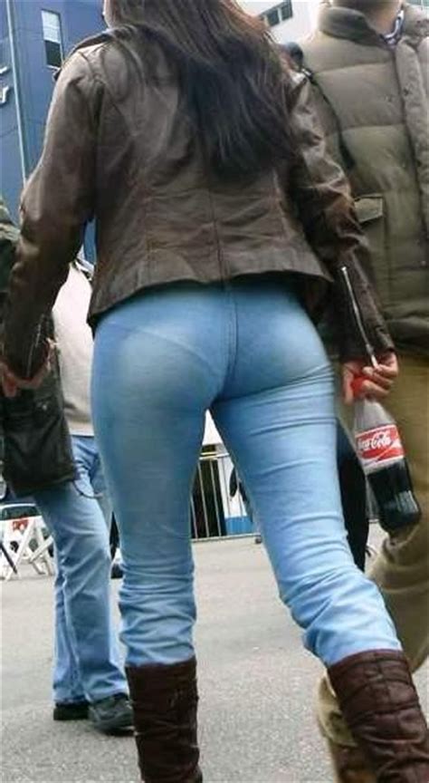 voyeuy tight jeans and voyeur scenes pants hot candid street ass