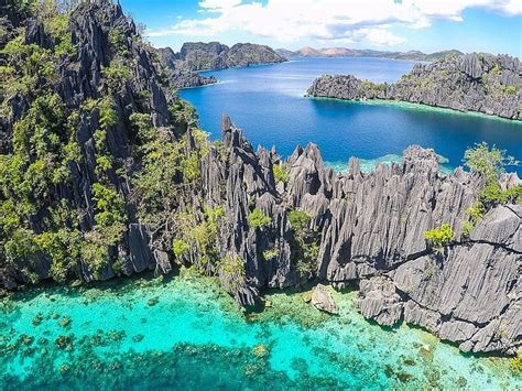 Twin Lagoons Coron Island Hopping In The Philippines