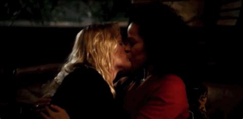 20 Greatest Lesbian Sex Scenes On Tv Ranked