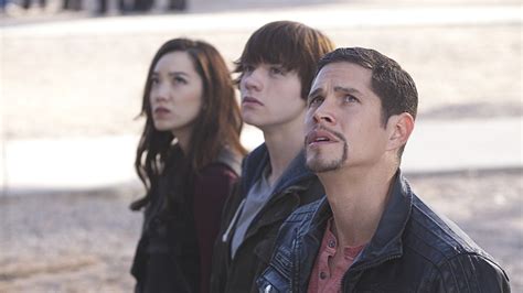 will the messengers season 2 happen you may need to find a new sci