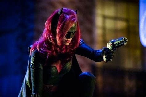 The Cw’s Batwoman What To Know About Ruby Rose As A
