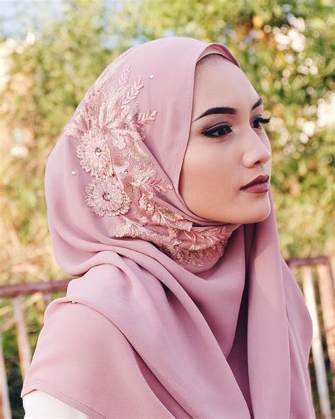 pin by kaisu rei on → pretty people hijab designs fashion hijab fashion