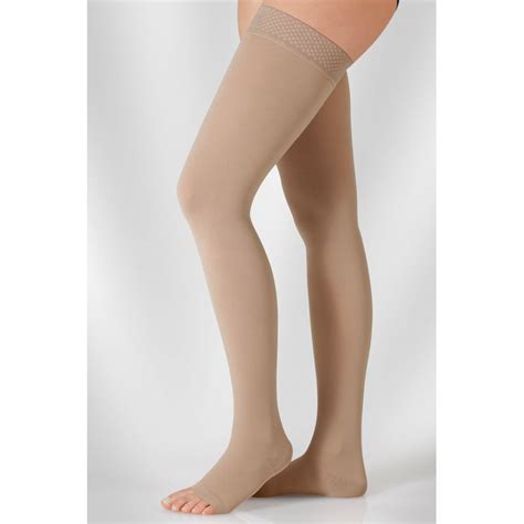 juzo dynamic class 2 sesame thigh high compression stockings with open