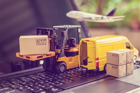 mile delivery affect  ecommerce brand   supply chain