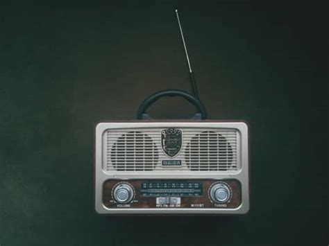 reviewing the best handheld ham radios of 2023