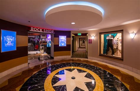 review hard rock hotel at universal orlando 2022
