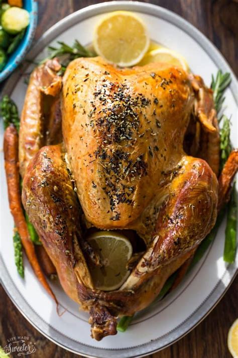 10 thanksgiving turkey recipes that are juicy and tasty