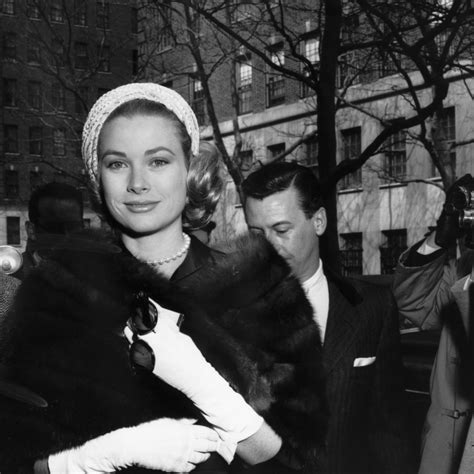 The Grace Kelly Look Book