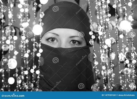 muslim woman covering  face stock photo image  arabian