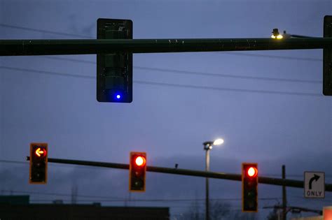 blue lights  traffic signals  nab red light runners