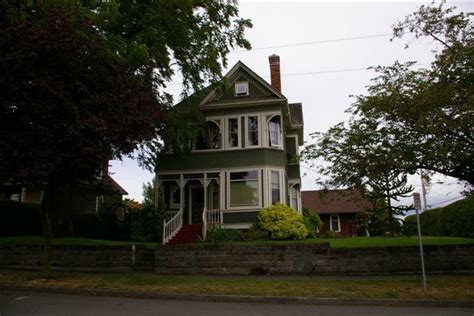 turn   century victorian hertitage homes  victoria bc