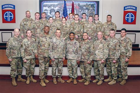 airborne certifies  class  armys  expeditionary combat