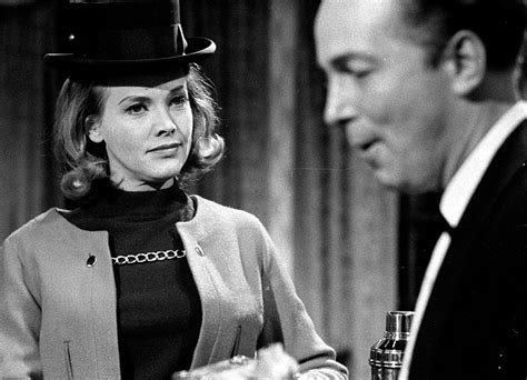 Bond Girl Honor Blackman Pussy Galore Actress Dies Aged 94