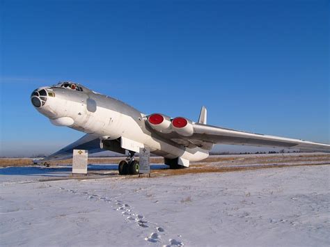 soviet jet bomber  accidentally started  arms race  national interest