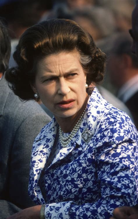 queen elizabeth ii attends a polo match in 1985 queen