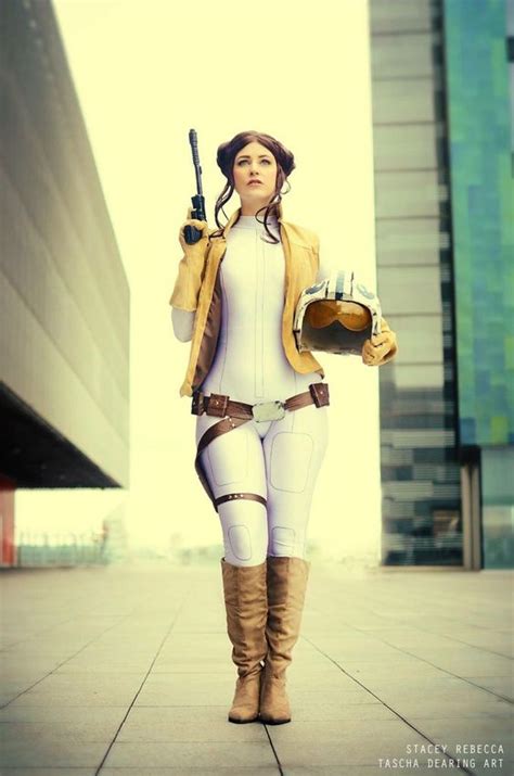 Picture Of Sexy Princess Leia Cosplay