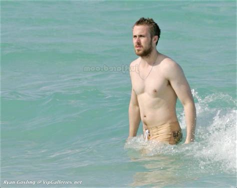 ryan gosling nude and hairy naked male celebrities