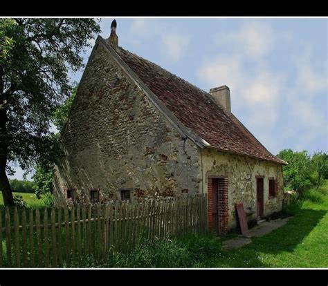 images  maisons abandonnees  pinterest frances oconnor    farm houses