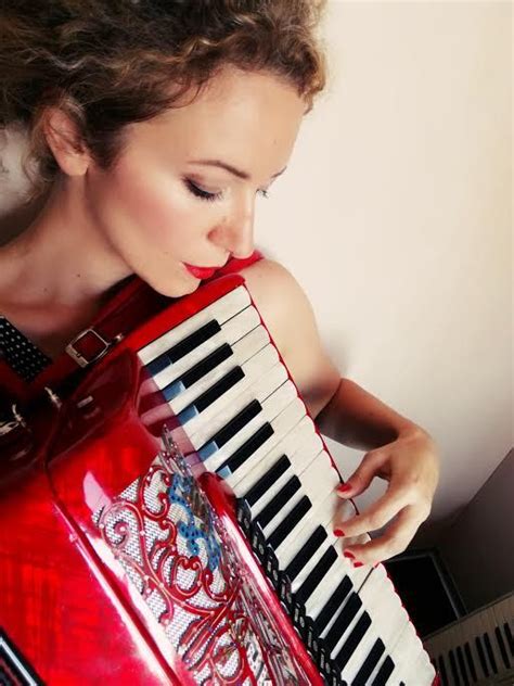 Simbologia Dell‘ Acqua Eleonora De Simoni Music Instruments Musical