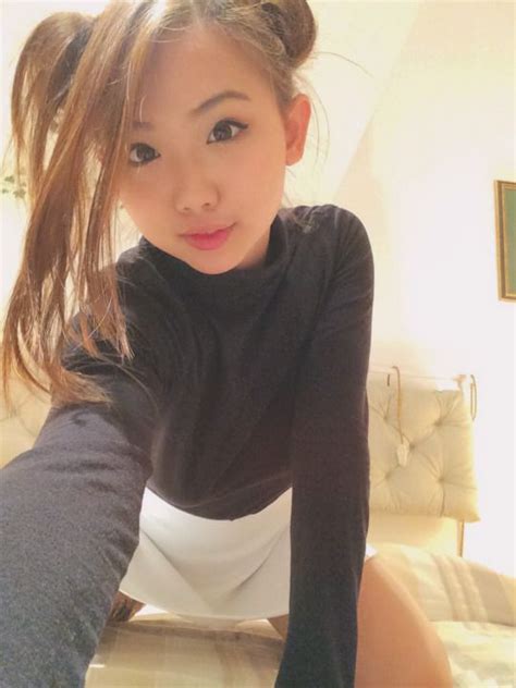 pin on sexy asian selfies