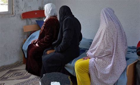 divorce in refuge syrian wives in turkey face denial of basic rights