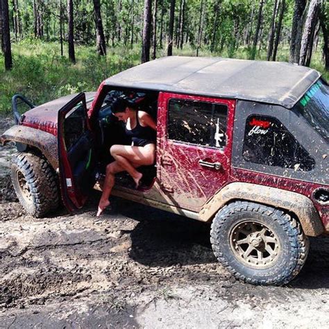 More Girls And More Jeeps Is More Awesome Jk Forum