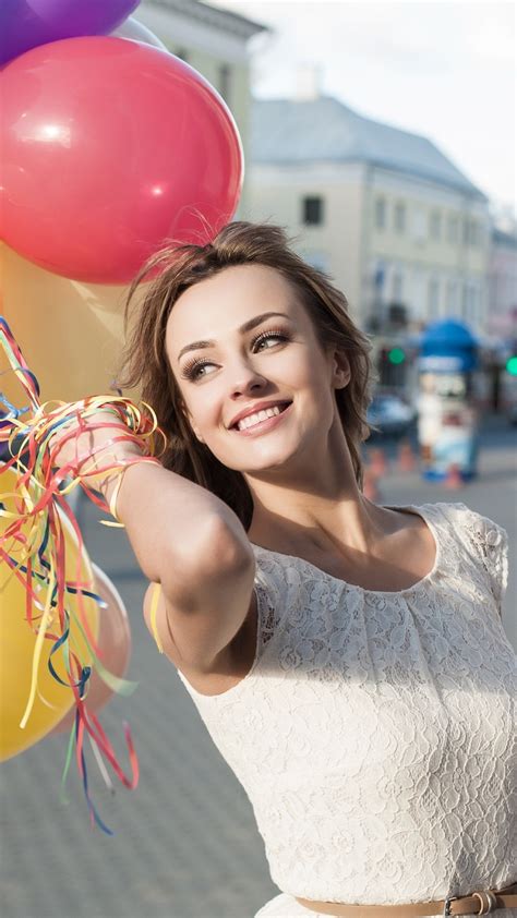 720x1280 Girl Mood Smile Balloon Outdoors 8k Moto G X Xperia Z1 Z3