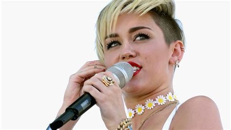Miley Mania More Semi Nude Sexual Photos Emerge