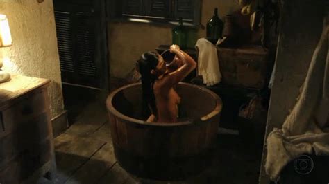 Naked Juliana Paes In Gabriela Ii