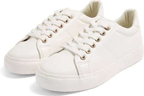 cute white sneakers  love daily front row