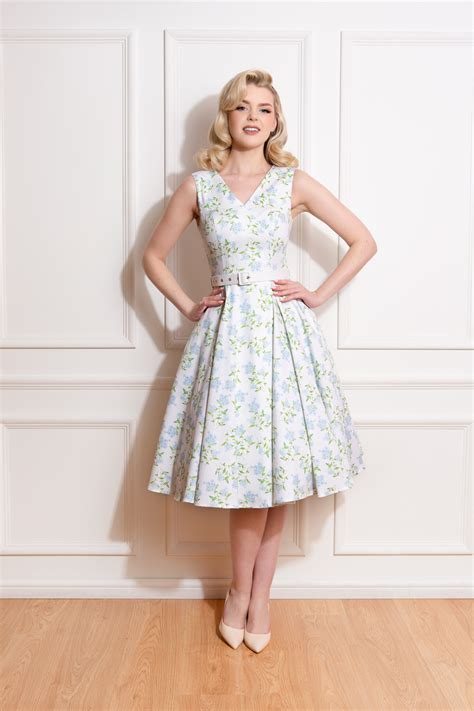 Brandi Floral Swing Dress In White Hearts And Roses London