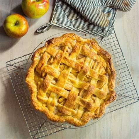 Apple Pie With Lattice Crust By Tuxeda Quick And Easy Recipe The Feedfeed