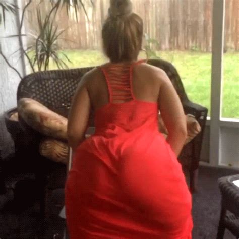 Jessica Vanessa Red Dress Twerk Booty Of The Day