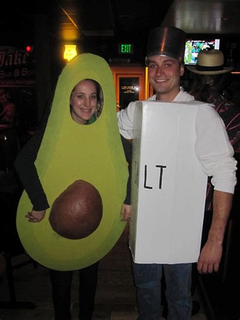 20 Funny Halloween Costumes That Bring Smile On Anybody S Face Flawssy