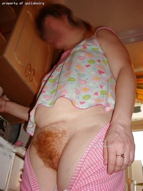 bottomless hairy milf pussy