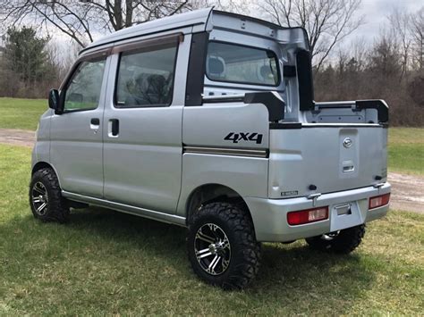 daihatsu hijet deck van   toyota  mini truck sales