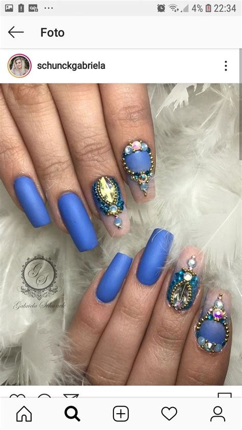 pin on unhas azul escuro