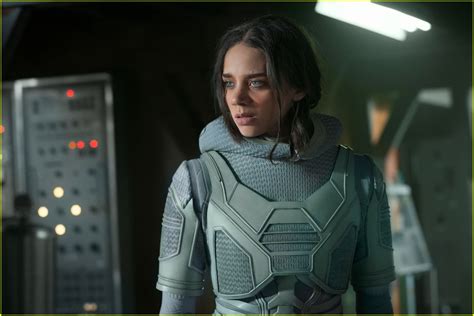 Full Sized Photo Of Ant Man And The Wasp Photos 04 Photo 4111643
