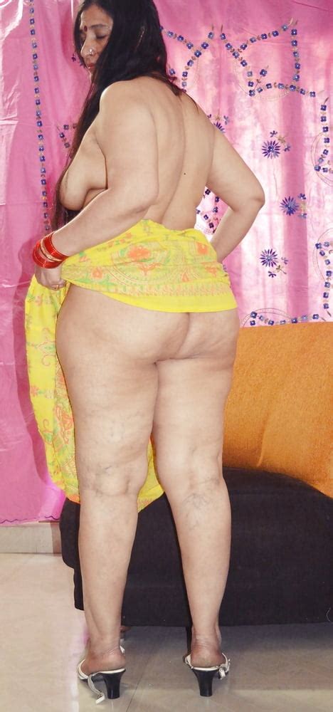 Indian Mature Aunty Sexy Boobs Naked Figure Looking Hot