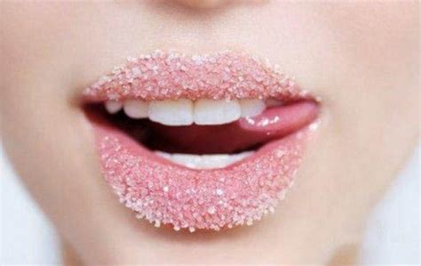 cool funny pictures top 10 sexy lips photos pictures of sexy lips