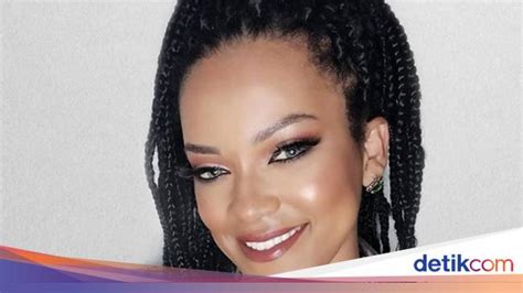 Viral Wanita Cantik Mirip Banget Rihanna Sampai Menarik Perhatian Sang