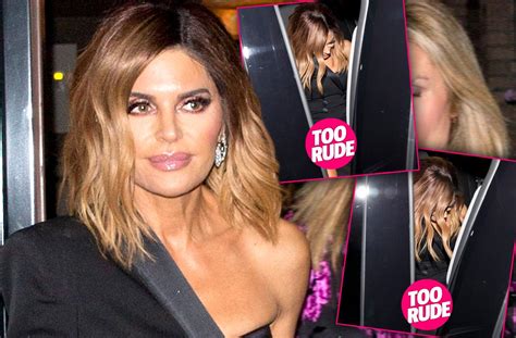 Rhobh Star Lisa Rinna Suffers Wardrobe Malfunction Flashes Panties