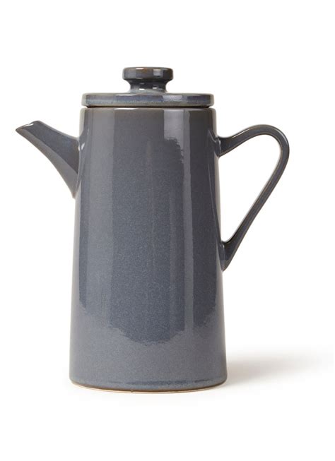 food stories theepot van keramiek  cl blauwgrijs de bijenkorf pottery pitcher kettle tea