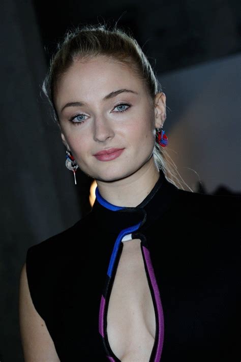 Sophie Turner Sexy 33 Photos Thefappening