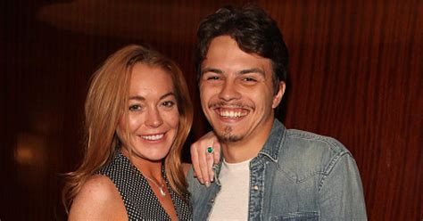 Lindsay Lohan Accuses Fiance Of Cheating Hints At Pregnancy