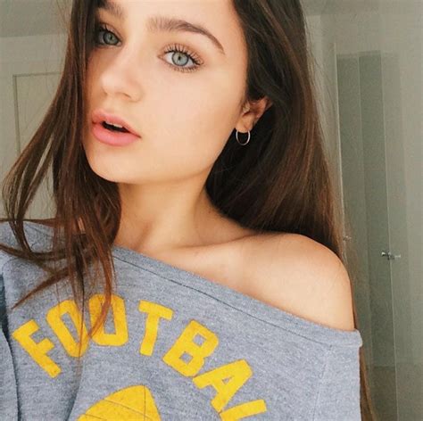 Picture Of Sophi Knight