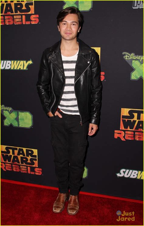 Piper Curda And Olivia Holt Get Rebellious At Star Wars Rebels Premiere