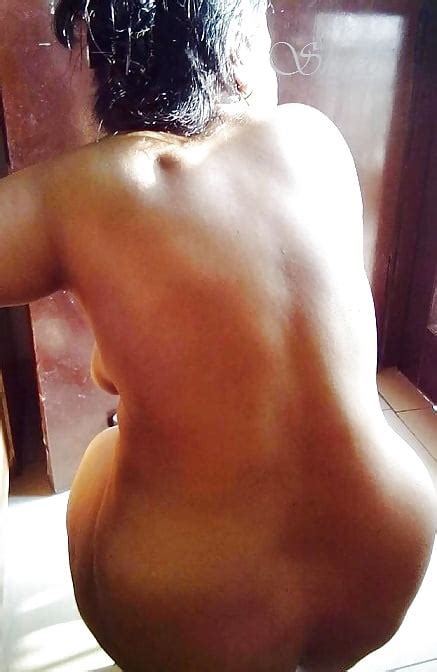 Desi Indian Wife Shree Taking Nude Sunbath After Bath 16
