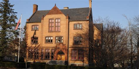 [breaking] Psi Upsilon Residence To Be Closed To All
