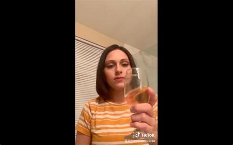 Video Impression Of Bee Movie Girlfriend Takes Internet By Storm